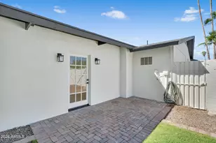 1559 N Upland Cir, Mesa, AZ 85201 - Photo 43