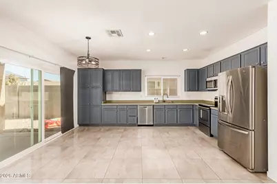 14206 W Indianola Avenue, Goodyear, AZ 85395 - Photo 11