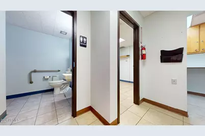 515 W Buckeyes Road #306, Phoenix, AZ 85003 - Photo 5