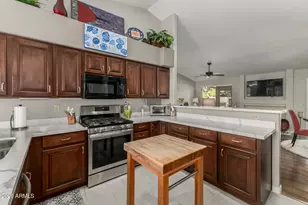 10965 W Tonopah Dr, Peoria, AZ 85373 - Photo 13