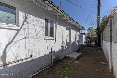 1713 N 31st Place, Phoenix, AZ 85008 - Photo 15