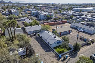 1713 N 31st Pl, Phoenix, AZ 85008 - Photo 3