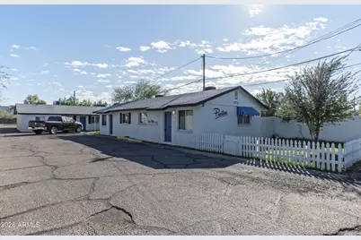 1713 N 31st Place, Phoenix, AZ 85008 - Photo 1