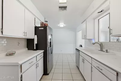 639 N 57th Place, Mesa, AZ 85205 - Photo 5