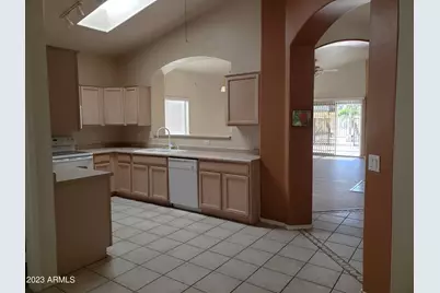 11037 W Granada Road, Avondale, AZ 85392 - Photo 3