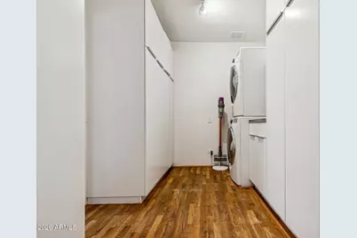 307 E Catalina Drive, Phoenix, AZ 85012 - Photo 9