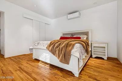 307 E Catalina Drive, Phoenix, AZ 85012 - Photo 15