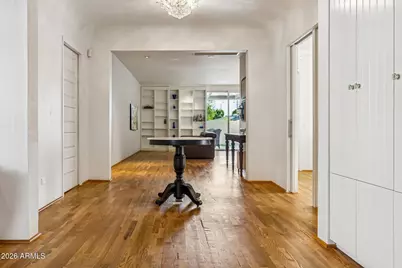 307 E Catalina Drive, Phoenix, AZ 85012 - Photo 1