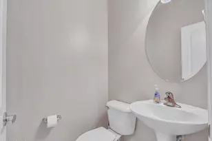 17766 W Banff Ln, Surprise, AZ 85388 - Photo 7