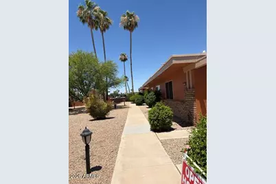 13885 N 111th Avenue, Sun City, AZ 85351 - Photo 9