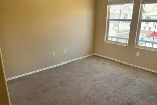 45 W Mountain Sage Dr, Phoenix, AZ 85045 - Photo 15