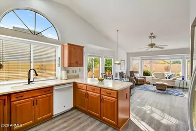 19530 N 89th Drive, Peoria, AZ 85382 - Photo 7