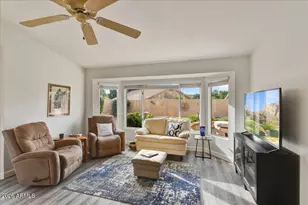 19530 N 89th Dr, Peoria, AZ 85382 - Photo 9