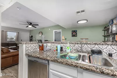 5757 W Eugie Avenue #2013, Glendale, AZ 85304 - Photo 9