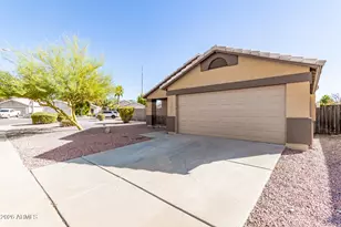 3517 W Sands Dr, Glendale, AZ 85310 - Photo 9