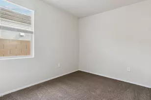 5476 E Button Ln, San Tan Valley, AZ 85140 - Photo 17