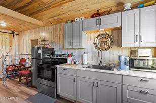 37780 S Camino Blanco Rd, Wickenburg, AZ 85390 - Photo 35