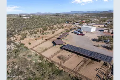 37780 S Camino Blanco Road, Wickenburg, AZ 85390 - Photo 3
