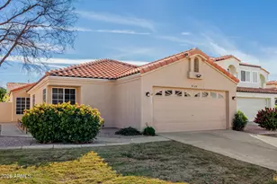 4109 E Mercer Ln, Phoenix, AZ 85028 - Photo 3