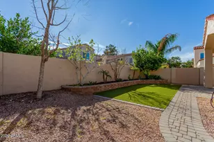 4109 E Mercer Ln, Phoenix, AZ 85028 - Photo 35