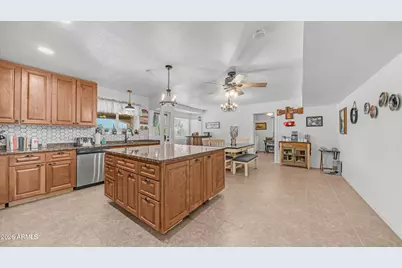 95 S Val Vista Road, Apache Junction, AZ 85119 - Photo 7