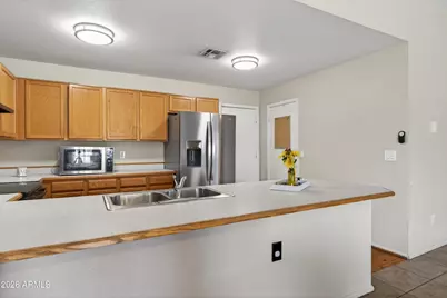 4547 N 87th Avenue, Phoenix, AZ 85037 - Photo 7