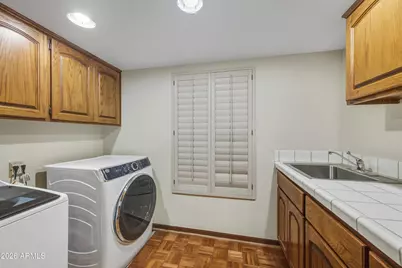 2404 E Mountain View Road, Phoenix, AZ 85028 - Photo 31