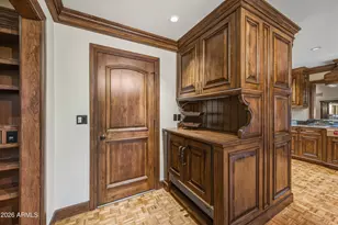 2404 E Mountain View Rd, Phoenix, AZ 85028 - Photo 11