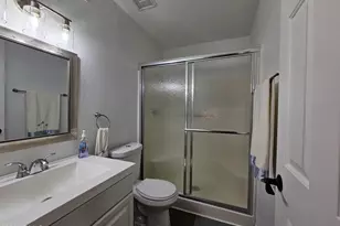 2144 E Center Ln, Tempe, AZ 85281 - Photo 11