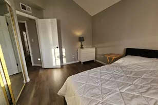 2144 E Center Ln, Tempe, AZ 85281 - Photo 15