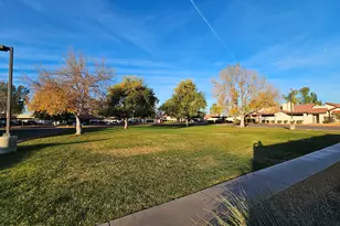 2144 E Center Ln, Tempe, AZ 85281 - Photo 29