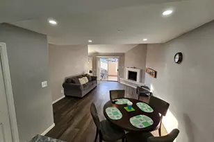 2144 E Center Ln, Tempe, AZ 85281 - Photo 7