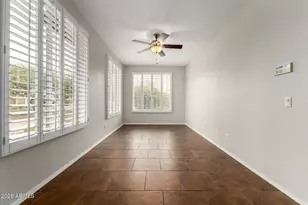 402 E Blue Eagle Ln, Phoenix, AZ 85086 - Photo 9