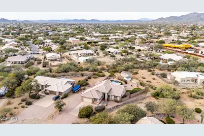 402 E Blue Eagle Lane, Phoenix, AZ 85086 - Photo 57