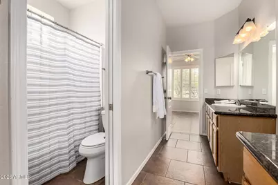 402 E Blue Eagle Lane, Phoenix, AZ 85086 - Photo 31