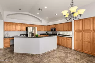 402 E Blue Eagle Ln, Phoenix, AZ 85086 - Photo 15