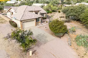 402 E Blue Eagle Ln, Phoenix, AZ 85086 - Photo 45