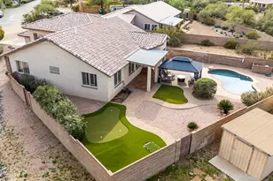 402 E Blue Eagle Ln, Phoenix, AZ 85086 - Photo 1