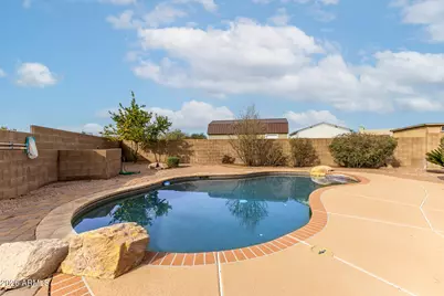 402 E Blue Eagle Lane, Phoenix, AZ 85086 - Photo 37