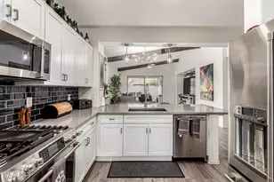 523 E Pasaro Dr, Phoenix, AZ 85085 - Photo 13