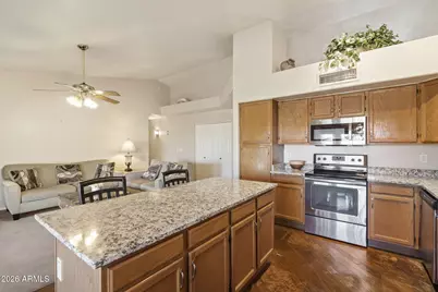 10835 S Dreamy Drive, Goodyear, AZ 85338 - Photo 13