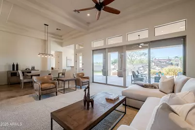 8392 E Eagle Feather Road, Scottsdale, AZ 85266 - Photo 11