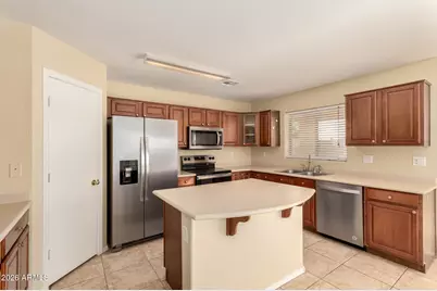 3877 E Sundance Avenue, Gilbert, AZ 85297 - Photo 13