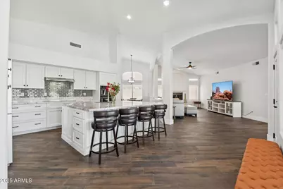 22054 N 64th Avenue, Glendale, AZ 85310 - Photo 1