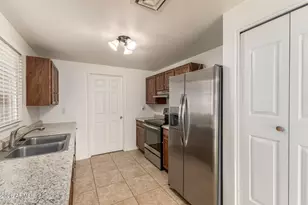 2016 N Arrowhead Dr, Chandler, AZ 85224 - Photo 11