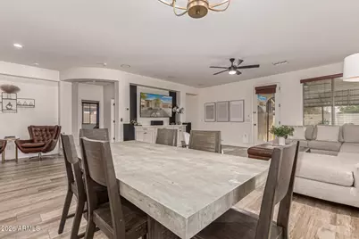 3705 E Bartlett Way, Chandler, AZ 85249 - Photo 9