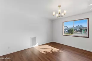 1126 E Laurel Dr, Casa Grande, AZ 85122 - Photo 9