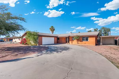 1126 E Laurel Drive, Casa Grande, AZ 85122 - Photo 1