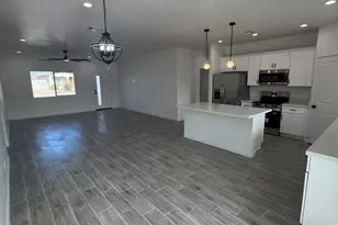 12291 W Lobo Dr, Arizona City, AZ 85123 - Photo 3