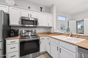 17713 N Thoroughbred Dr, Surprise, AZ 85374 - Photo 13